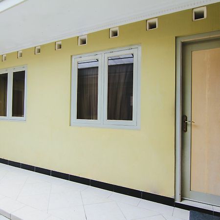 Griya Batik Giri Sekar Homestay Yogyakarta Extérieur photo