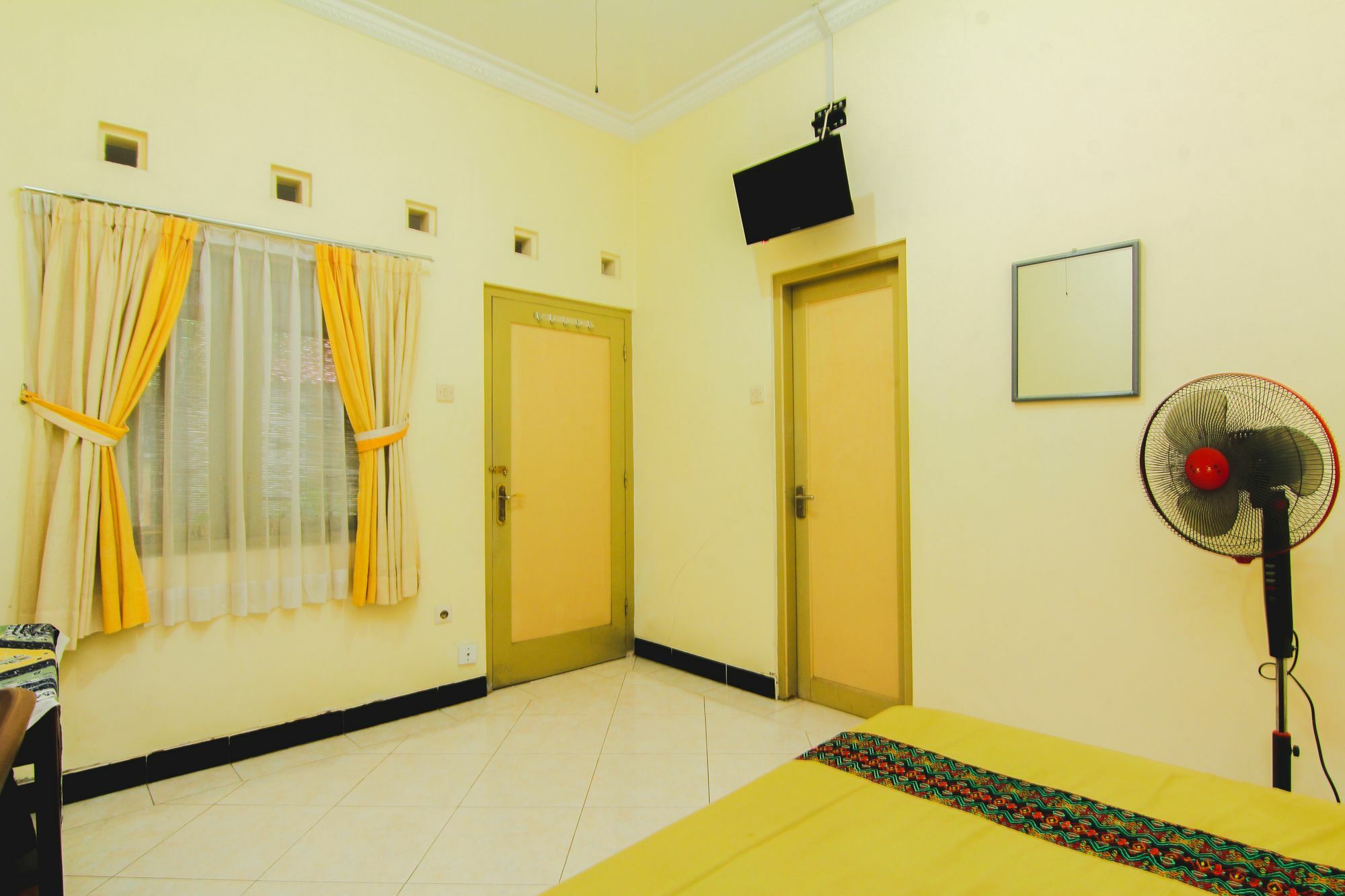 Griya Batik Giri Sekar Homestay Yogyakarta Extérieur photo