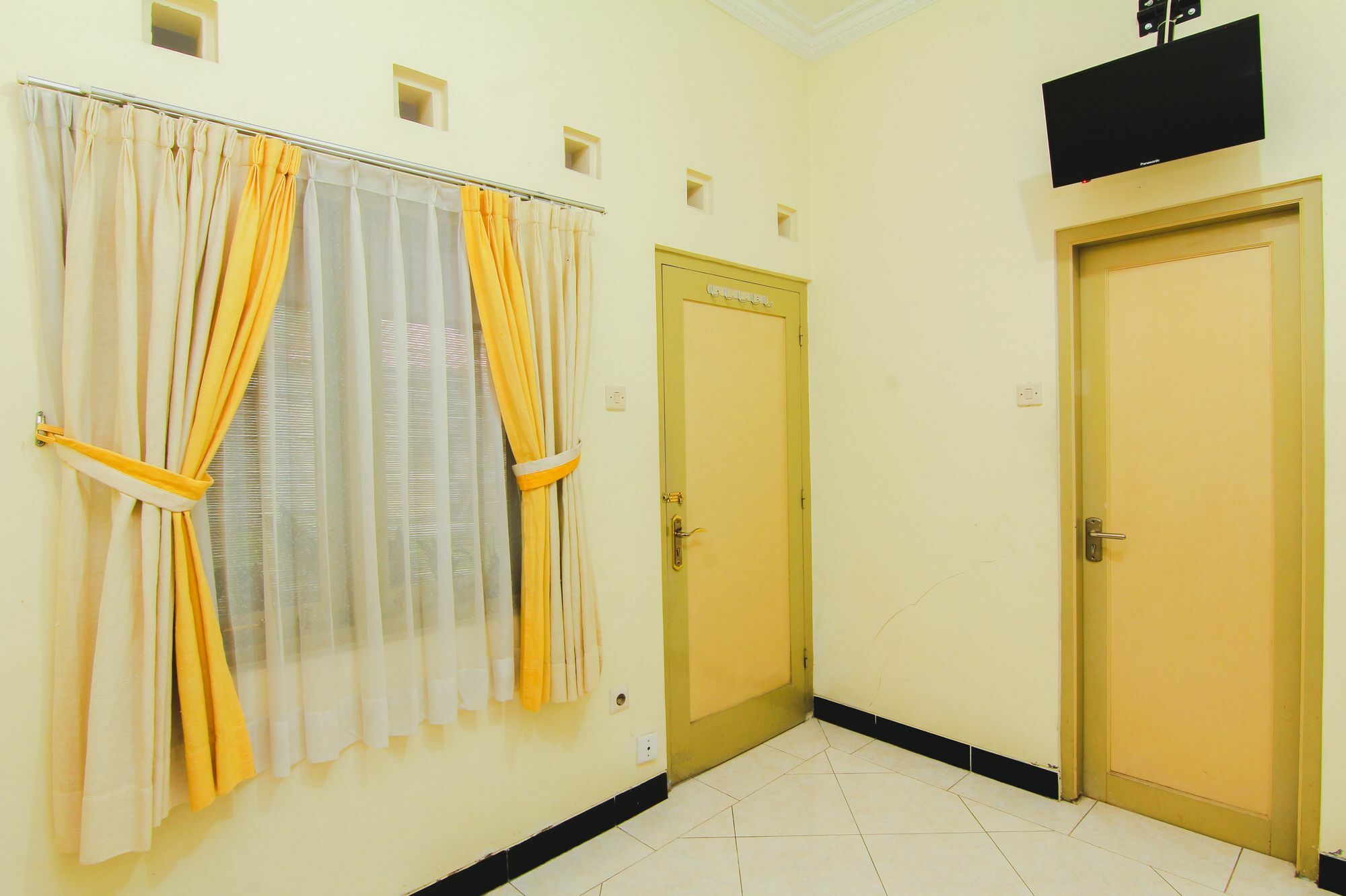 Griya Batik Giri Sekar Homestay Yogyakarta Extérieur photo